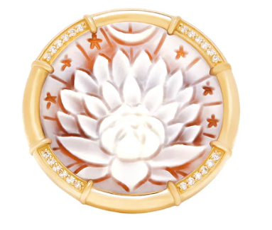 The Lotus Cameo