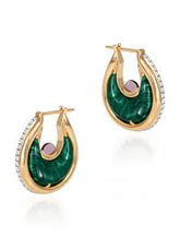 Diana earrings size 4