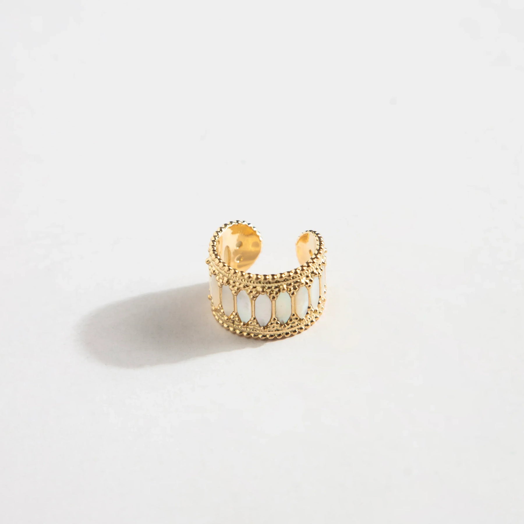 Baalbeck In Color Mother of Pearl Ring - White - Tales of Stones
