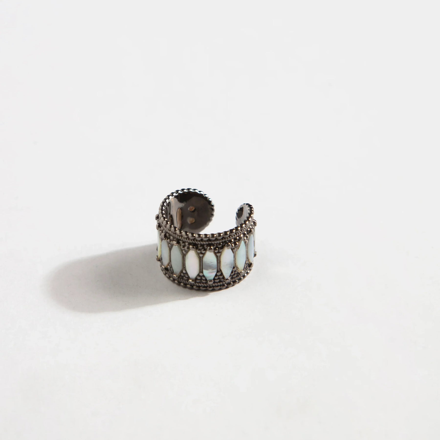 Baalbeck In Color Mother of Pearl Ring - White - Tales of Stones