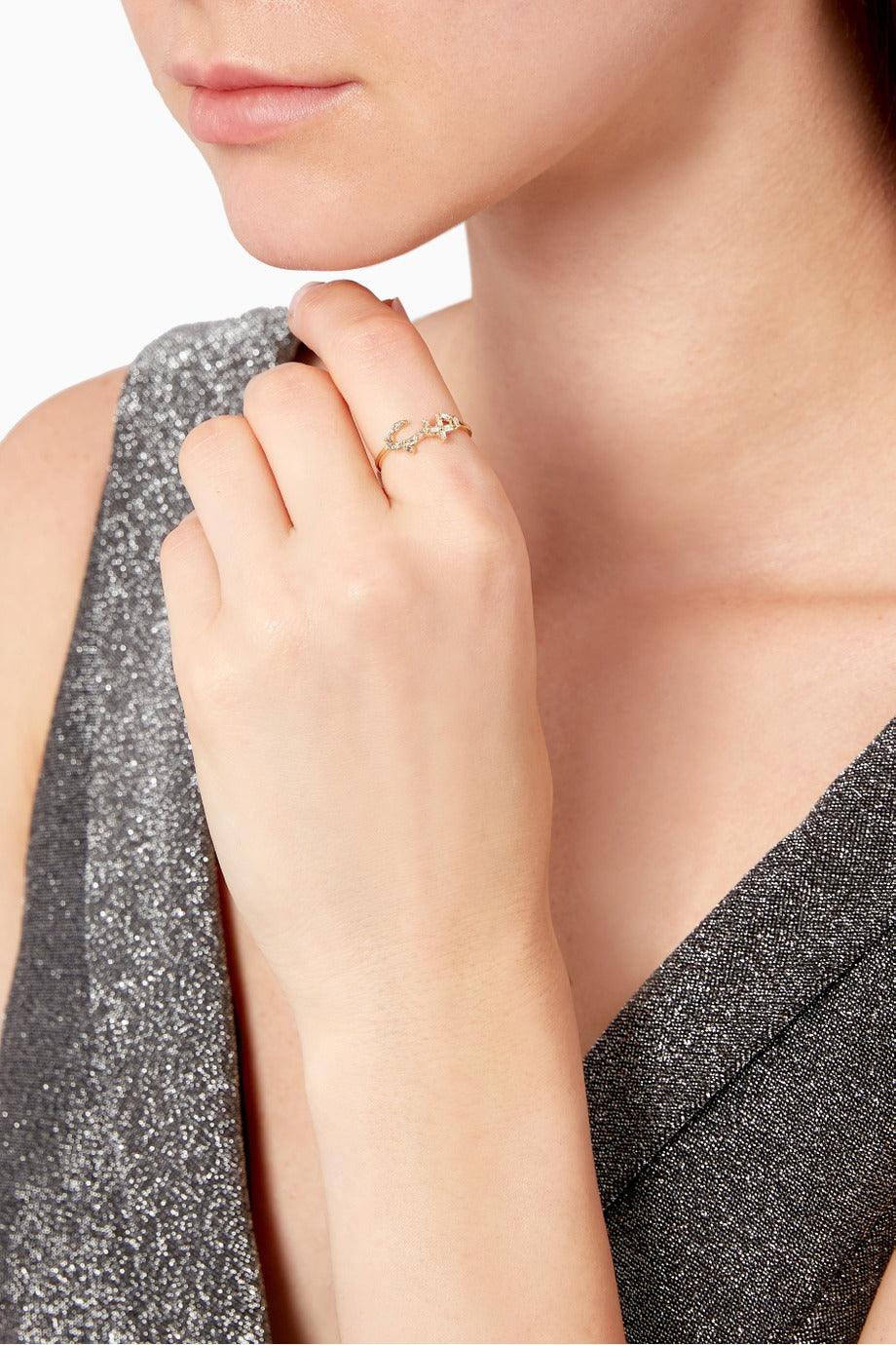 Hobb/ Love Baguette Diamond Ring in 18kt Yellow Gold - Tales of Stones