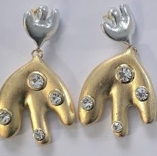 Drouble trouble earings